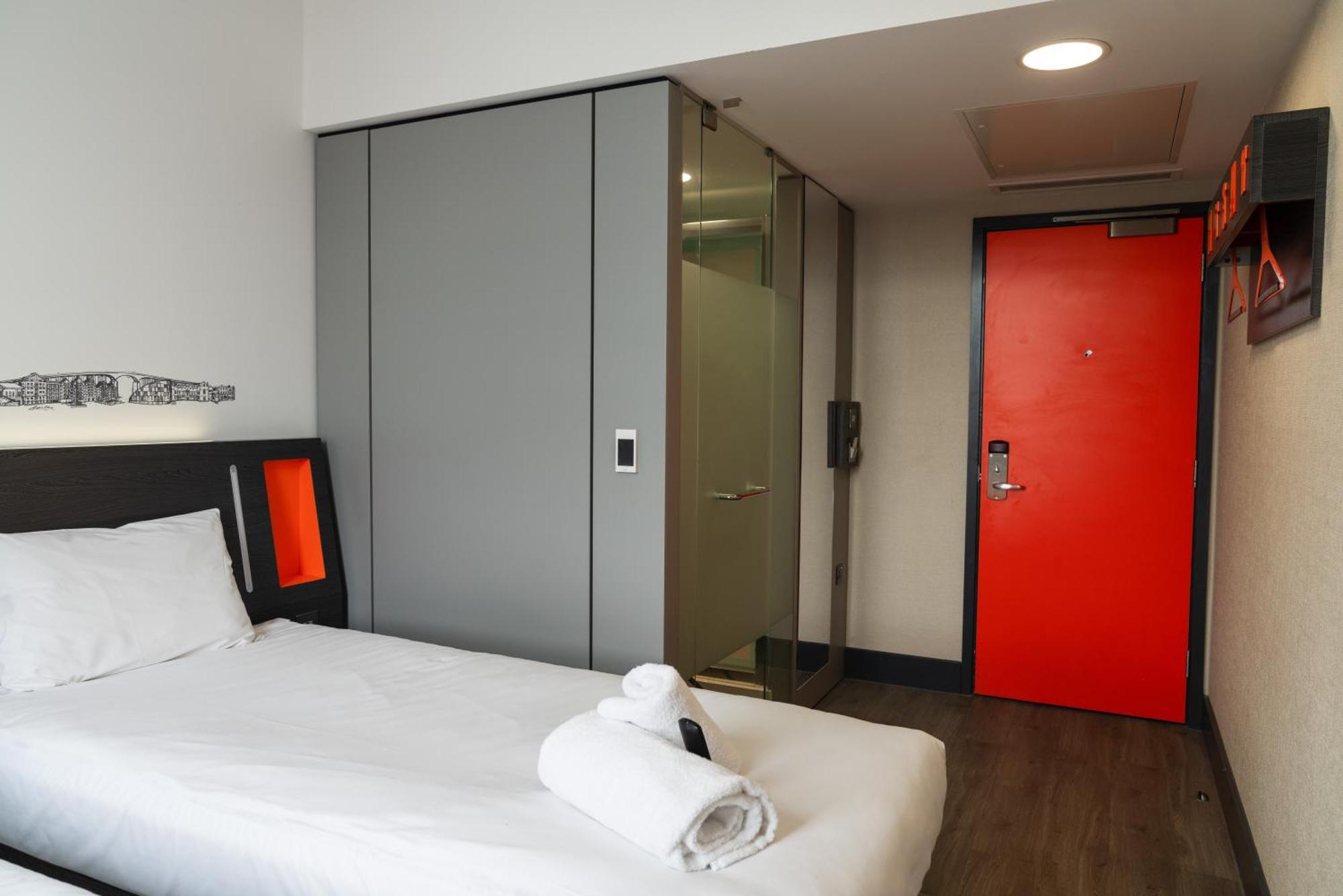 Easyhotel Ipswich Ngoại thất bức ảnh